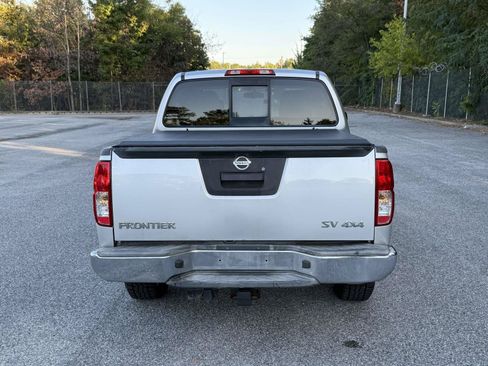 Used 2016 Nissan Frontier SV AWD/4WD image 3