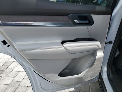 New 2026 GMC Terrain Denali AWD/4WD image 12