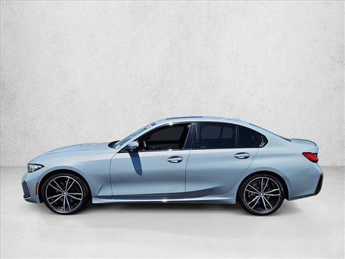 Used 2023 BMW 330i Sedan w/ M Sport Package RWD image 9