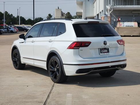 Used 2024 Volkswagen Tiguan SE R-Line FWD image 5