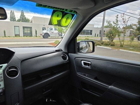 Used 2009 Honda Pilot Touring image 10