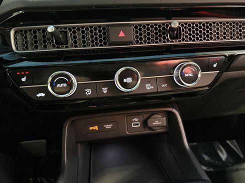 Used 2024 Honda Civic EX-L image 23