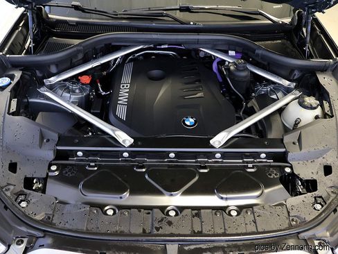 Certified 2024 BMW X5 xDrive40i w/ Premium Package image 39