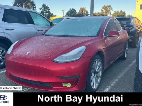 Used 2020 Tesla Model 3 Standard Range Plus image 1
