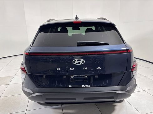 Certified 2025 Hyundai Kona SEL image 4