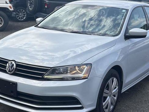 Used 2017 Volkswagen Jetta S FWD image 1