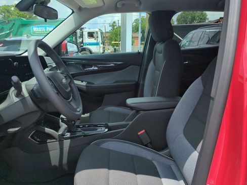 Used 2026 Chevrolet TrailBlazer LT w/ Driver Confidence Package image 18