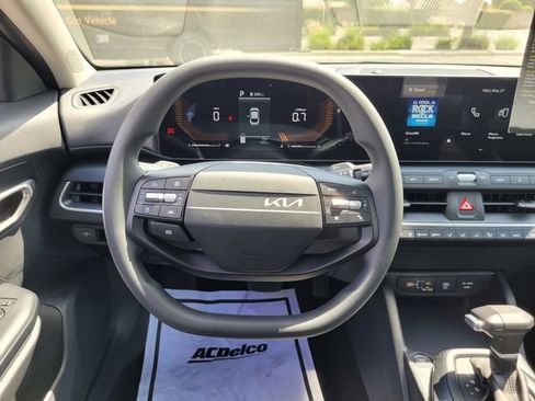New 2026 Kia K4 FWD image 12