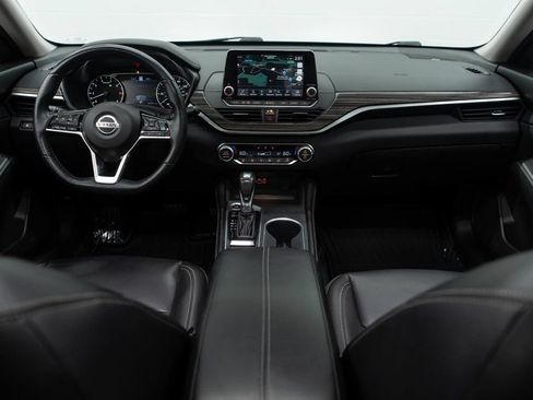 Used 2019 Nissan Altima 2.5 SL FWD image 9