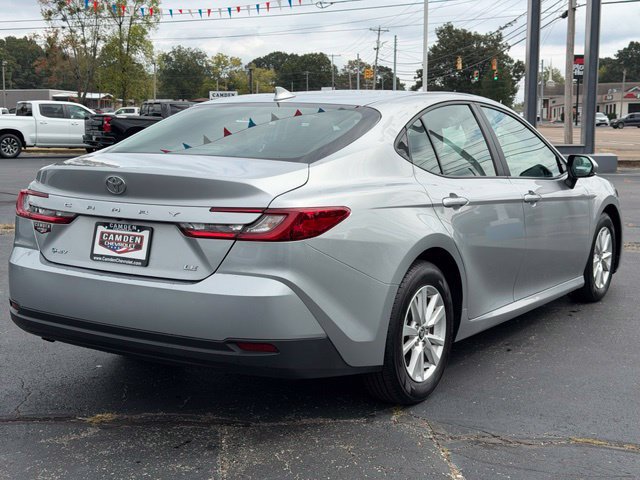 Used 2025 Toyota Camry LE FWD image 14
