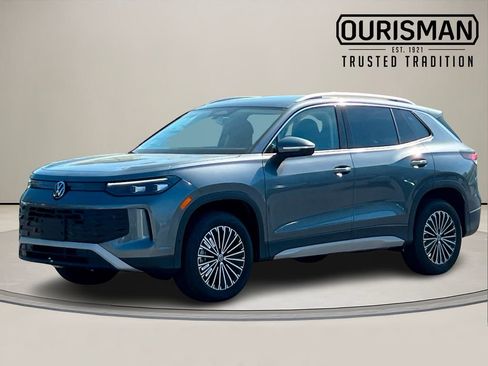 New 2026 Volkswagen Tiguan S image 2