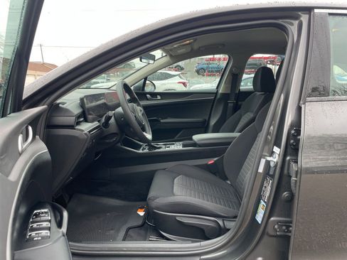 Used 2025 Kia K5 LXS image 24