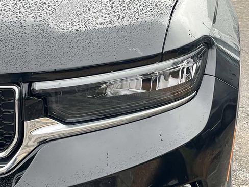 New 2025 Jeep Grand Cherokee Limited w/ MOPAR Finishing Package AWD/4WD image 9