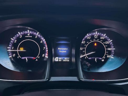 Used 2017 Toyota Avalon XLE image 15