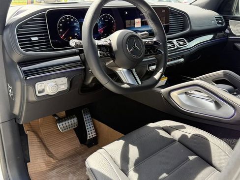 New 2025 Mercedes-Benz GLS 580 4MATIC image 20