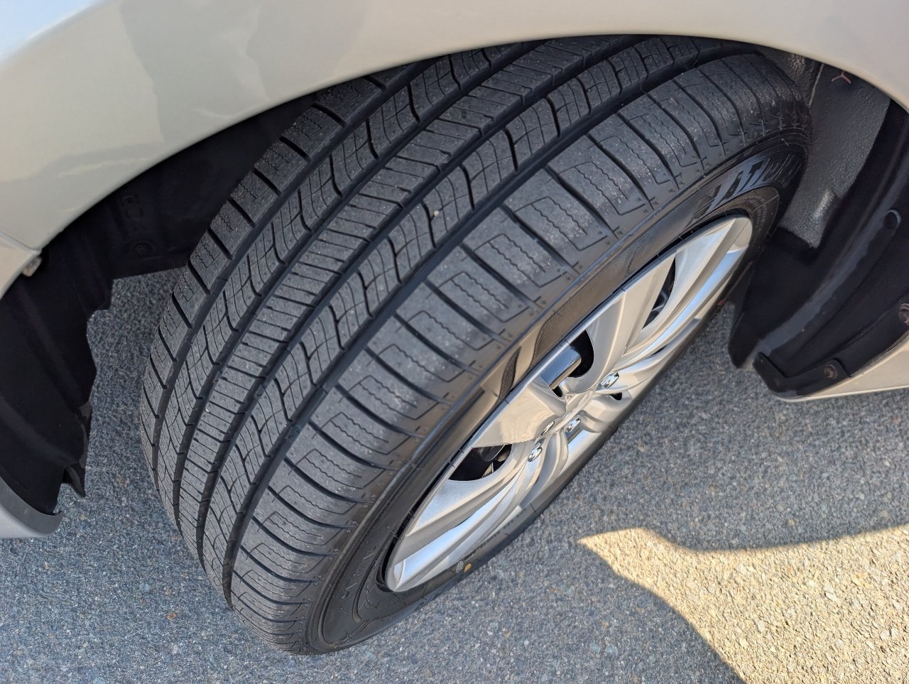 Used 2012 Scion xB FWD image 21
