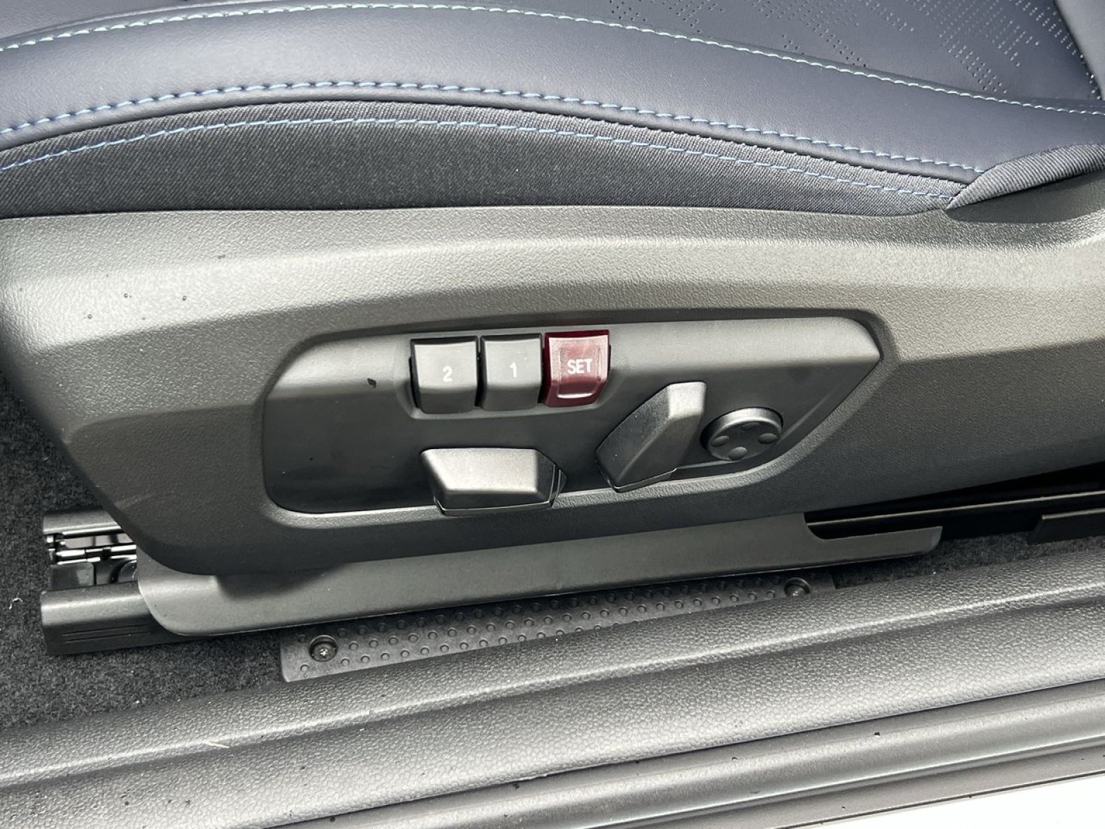 New 2026 MINI Cooper S FWD image 25
