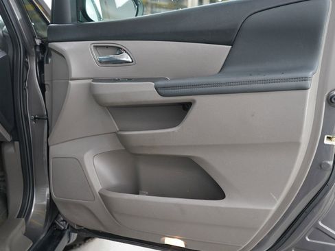 Used 2016 Honda Odyssey EX-L image 9