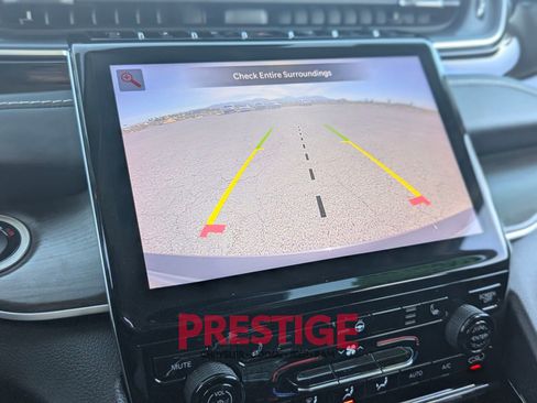 Used 2022 Jeep Grand Cherokee Limited w/ Trailer Tow Prep Group (B) image 24