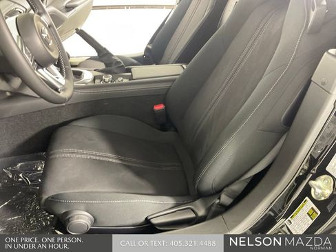 New 2026 MAZDA MX-5 Miata Club w/ Interior Package RWD image 19
