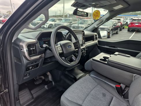 Used 2025 Ford F150 XL w/ Equipment Group 103A High image 13