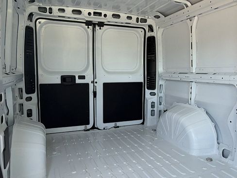 New 2026 RAM ProMaster 2500 w/ Convenience Group image 14