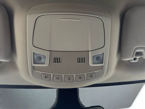 Used 2022 Ford Edge SE image 28