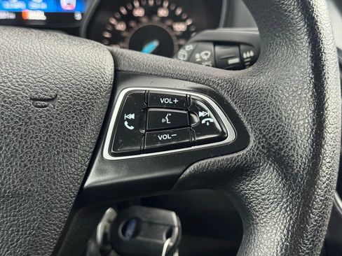 Used 2015 Ford Focus SE image 28