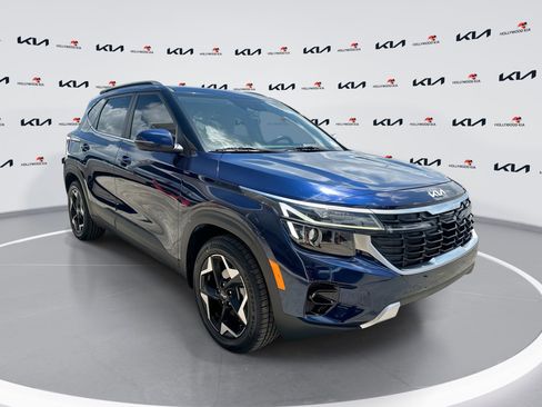 Certified 2024 Kia Seltos EX FWD image 1