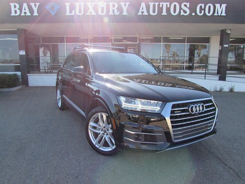Used 2017 Audi Q7 3.0T Prestige w/ Prestige Package AWD/4WD image 2
