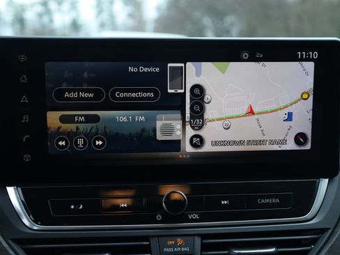 Used 2024 Nissan Altima 2.5 SV w/ SV Premium Package image 27