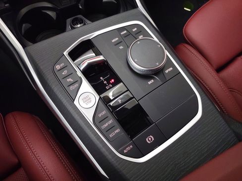 New 2026 BMW 330i Sedan w/ M Sport Package image 27