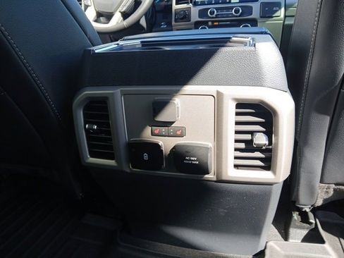 Used 2022 Ford F350 Lariat w/ Lariat Ultimate Package image 22