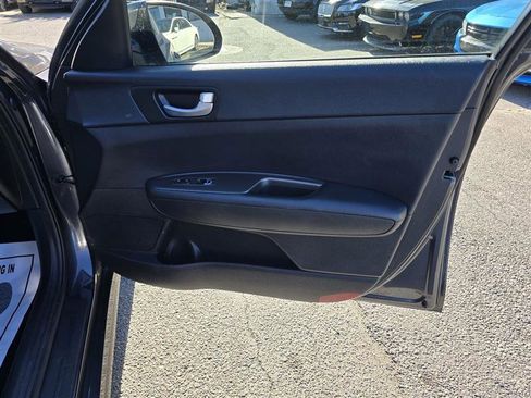 Used 2019 Kia Optima LX image 31