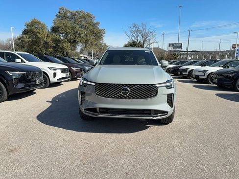 New 2026 Volvo XC90 T8 Ultra image 8