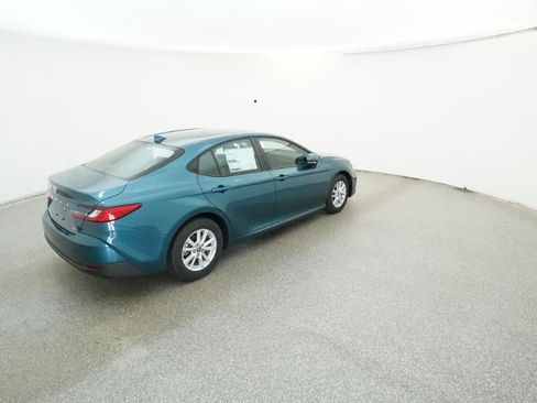 New 2026 Toyota Camry LE image 9