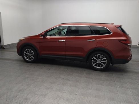 Used 2018 Hyundai Santa Fe SE FWD image 3