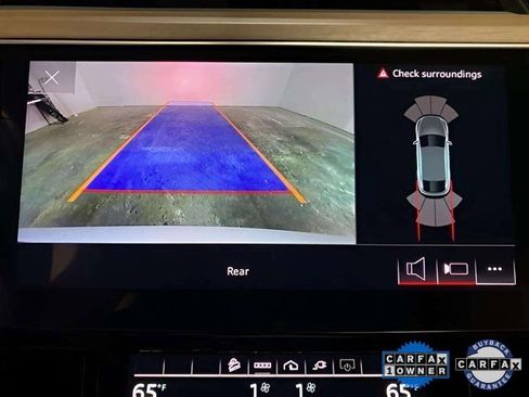 Used 2024 Audi Q8 e-tron Premium image 53