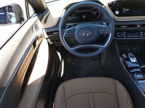 Certified 2023 Hyundai Sonata Limited w/ Cargo Package FWD image 15
