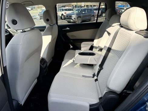 Used 2020 Volkswagen Tiguan S image 17