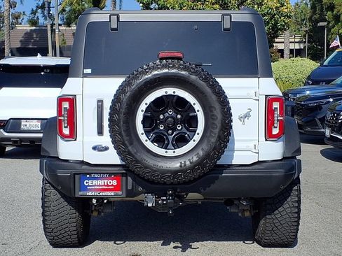 Used 2023 Ford Bronco Badlands AWD/4WD image 4