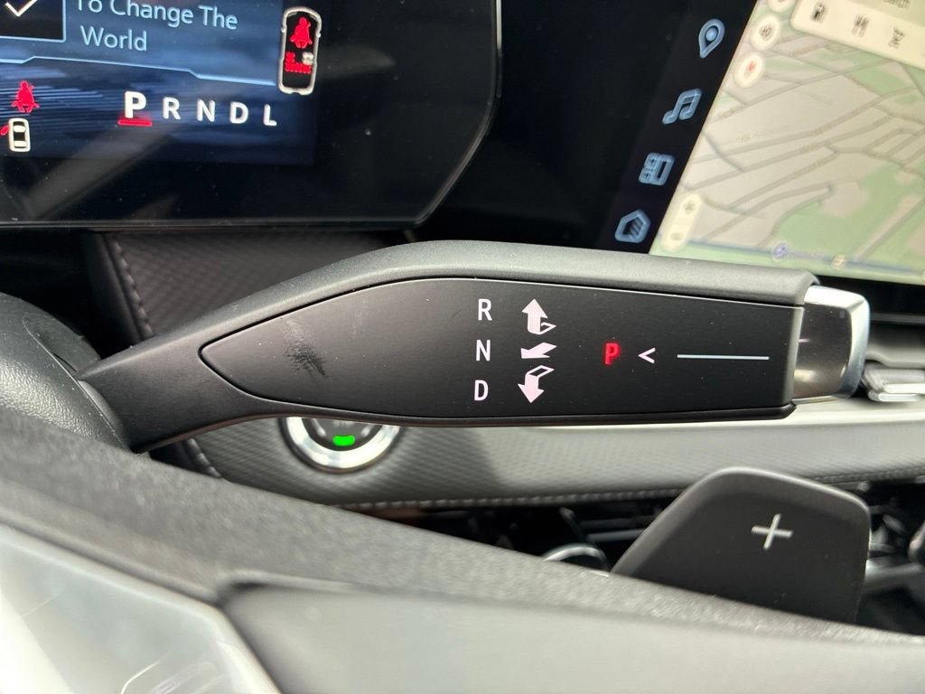 New 2027 Chevrolet Equinox LT FWD image 17