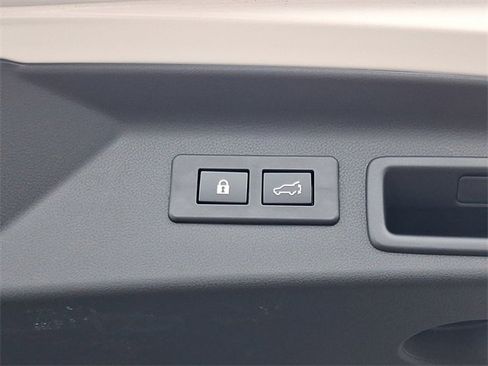 Certified 2025 Subaru Forester Sport image 29