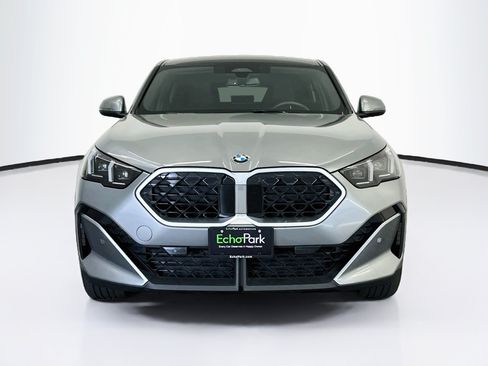 Used 2026 BMW X2 xDrive28i AWD/4WD image 2