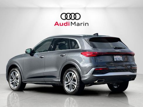 Certified 2025 Audi Q5 Premium Plus w/ Premium Plus image 3