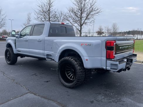 Used 2026 Ford F450 Platinum w/ FX4 Off-Road Package image 7