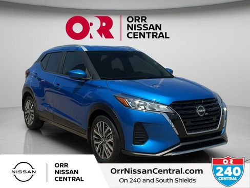 Used 2023 Nissan Kicks SV FWD image 3
