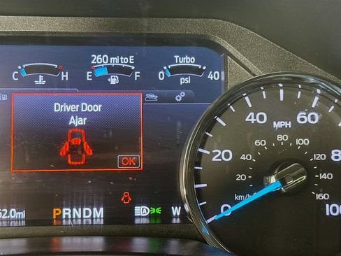 Used 2020 Ford F350 Lariat w/ FX4 Off-Road Package AWD/4WD image 14