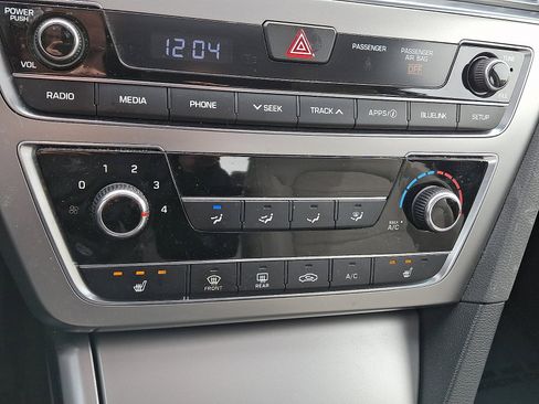 Used 2017 Hyundai Sonata Sport w/ Value Edition Package 02 image 16