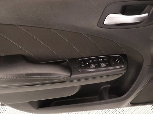 Used 2020 Dodge Charger SXT w/ Blacktop Package image 14